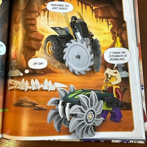 FREE with bundled purchase Lego Build books & stories Gadget & Ninjgo - Picture 8 of 16